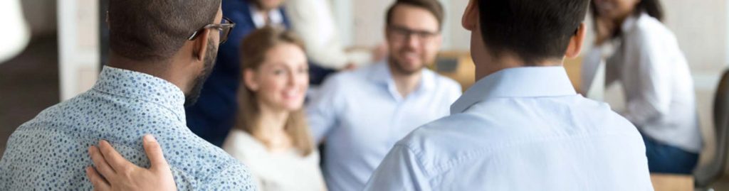 Mitarbeiter werben Mitarbeiter So funktioniert es - CLEVIS